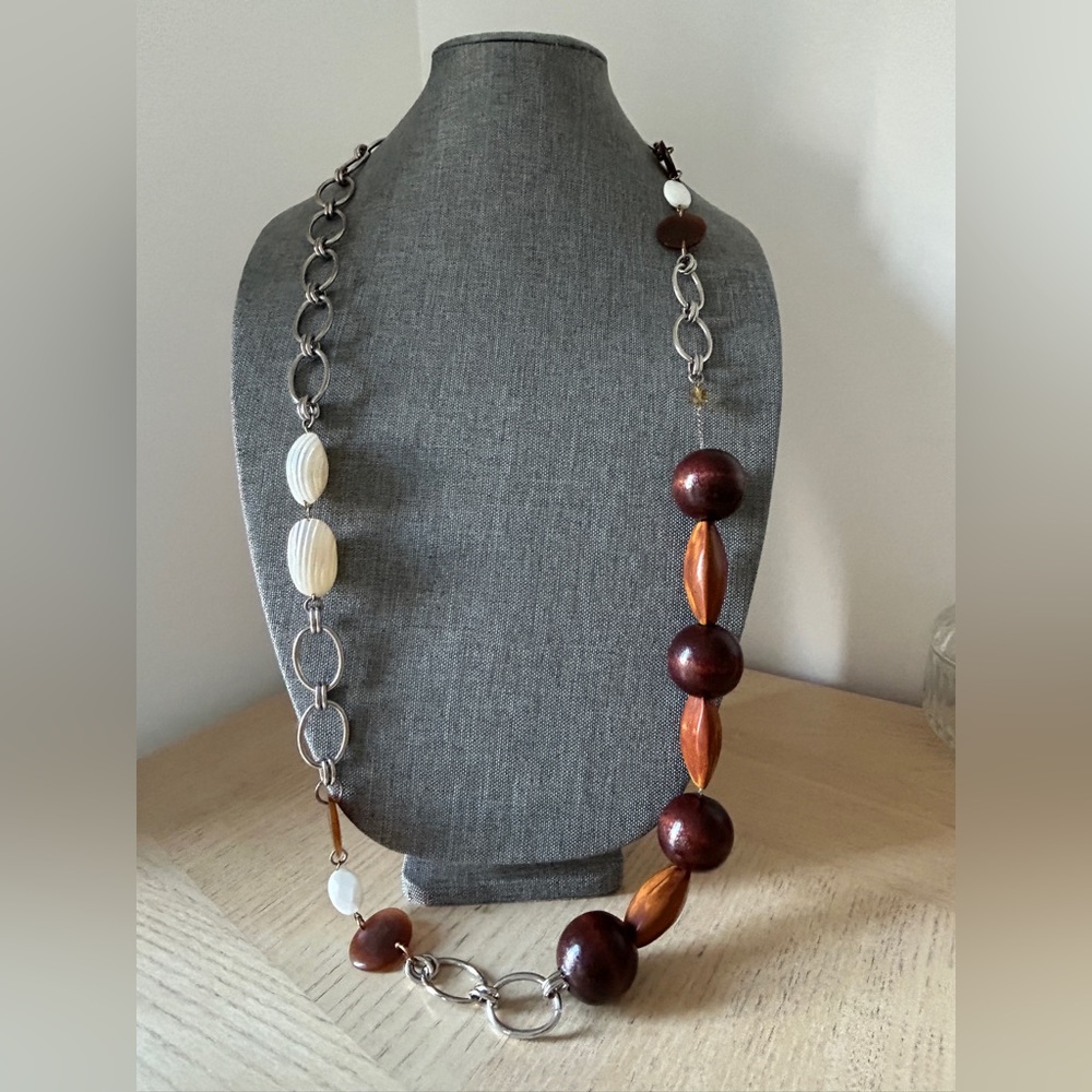 Long necklace